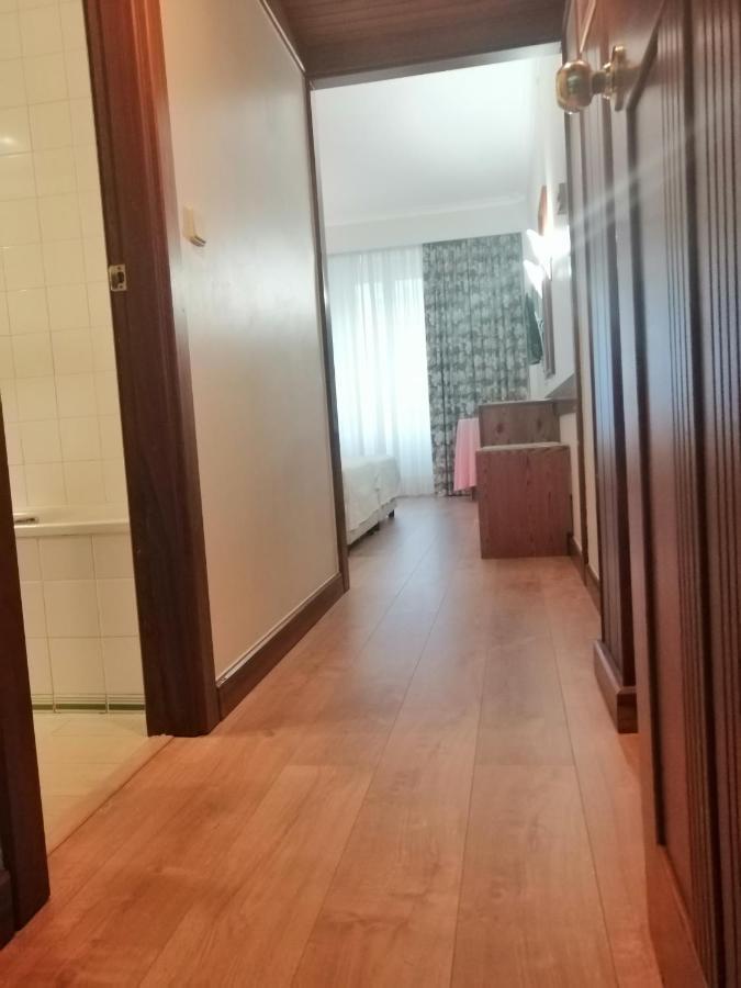 环球酒店 吉尔斯 外观 照片